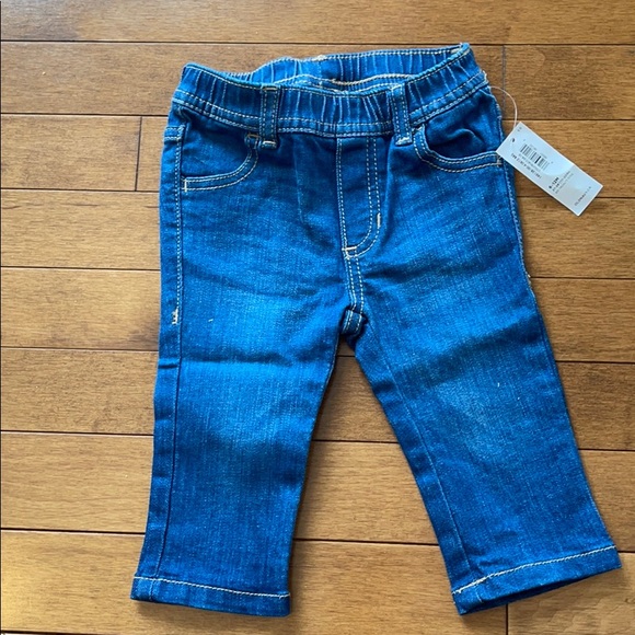 NWT Old Navy 6-12M demin jeans - Picture 1 of 3